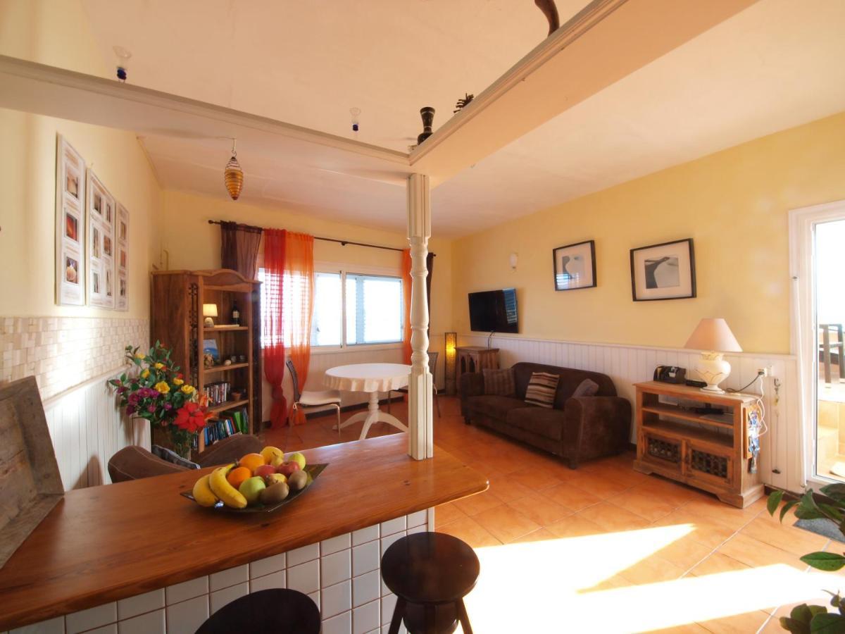 Sunrise Directly At The Sea Apartment La Mareta Exterior photo
